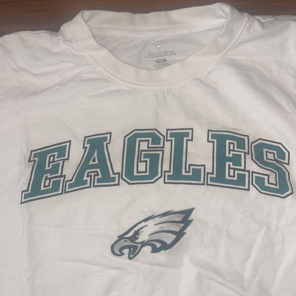 Eagles Men’s vintage feel T shirt - Picture 2 of 4